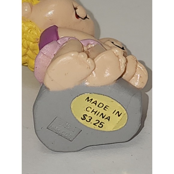 1984 Hallmark Hugga Bunch Precious Small‎ Figure Vintage - Picture 6 of 6